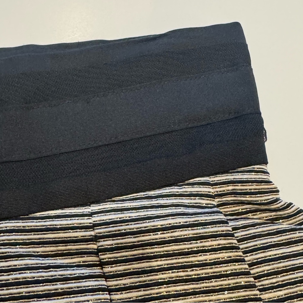 Jennifer Chun Pleated Silk Blend Gold Black White Skirt w/ Pockets Size 4 - Picture 7 of 16